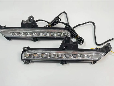起亚K2 LED日行灯